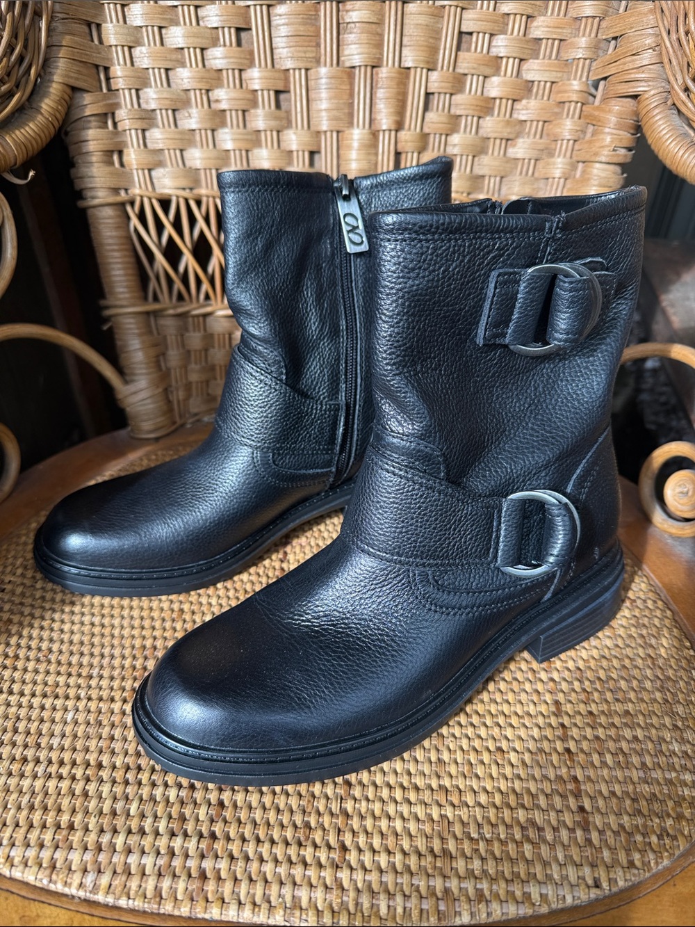 Naturalizer Black Leather Moto Zip Heeled Ankle Boots-Size 7.5 NEW Without Box